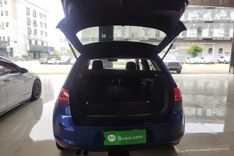 Used Volkswagen Golf 2014 1.4TSI Automatic Comfort Model Trunk