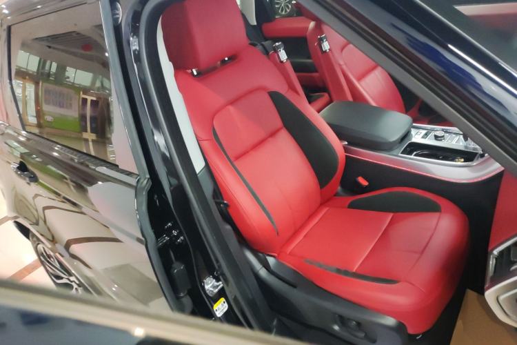 Used Land Rover Range Rover Sport 2021 3.0 L6 YAO Black Edition
