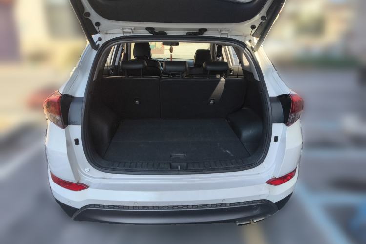 Used Hyundai Tucson 2015 1.6T Dual-Clutch Two-Wheel-Drive Leading Model
