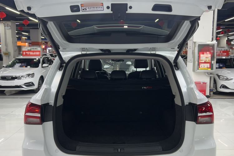 Used Roewe RX5 2018 30T Two-Wheel Drive Automatic Internet Smart Edition Trunk