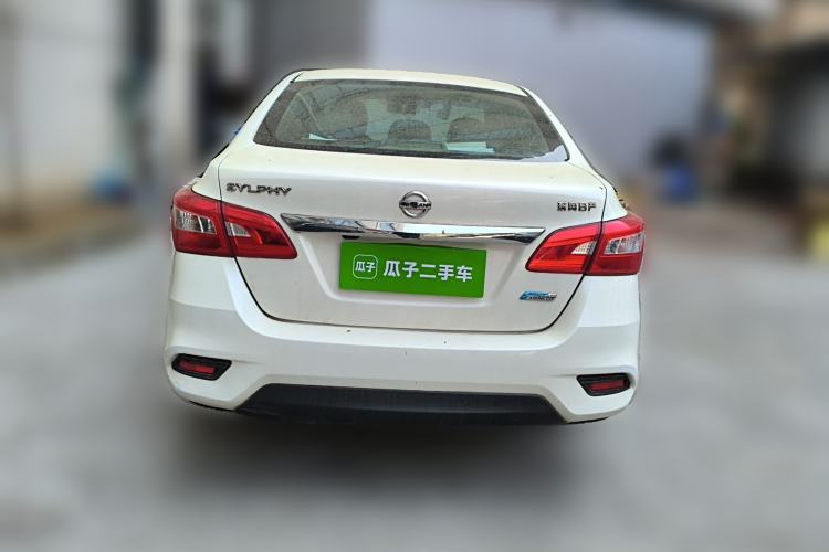Used Nissan Sylphy 2019 1.6XV CVT Smart Connect Luxury Edition China VI Standard Rear