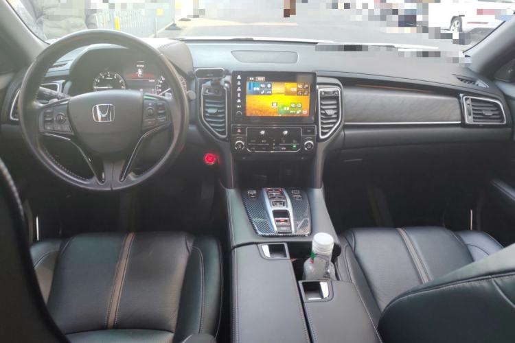 Used Honda UR-V 2020 370TURBO Two-Wheel Drive Luxury Edition Center Console