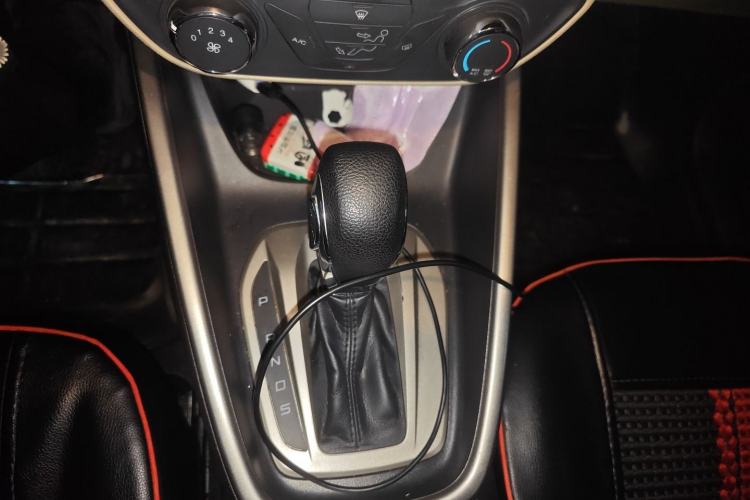 Used Ford Escort 2015 1.5L Automatic Comfort Edition
