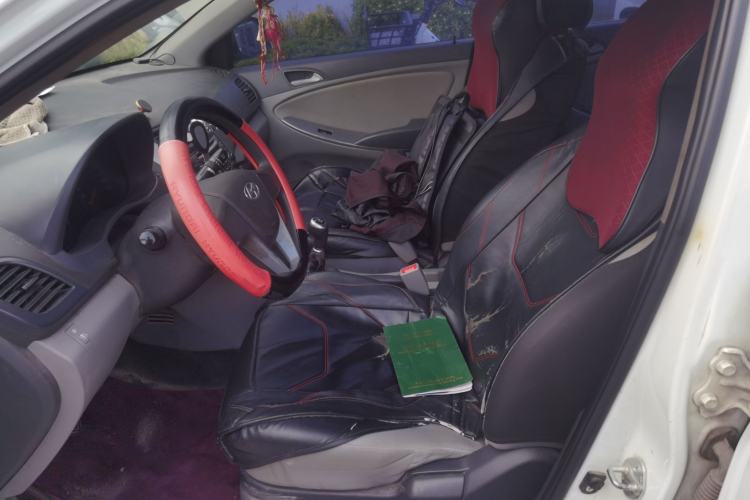 Used Hyundai Verna (older generation) 2016 1.4L Manual Smart GLS Trim
