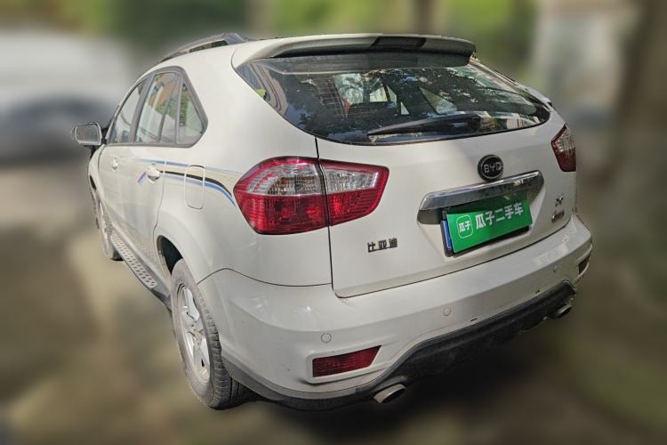 Used BYD S6 2014 2.4L Automatic Prestige 5-Seater
