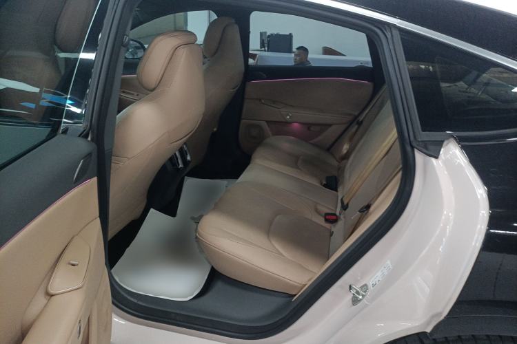 Used ARCFOX Alpha S5 2024 708MAX 200kW
