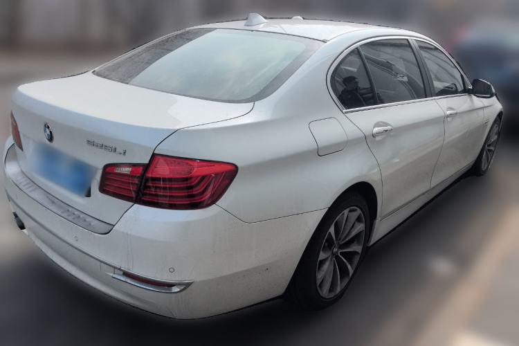 Used BMW 5 Series 2014 525Li Leading Model
