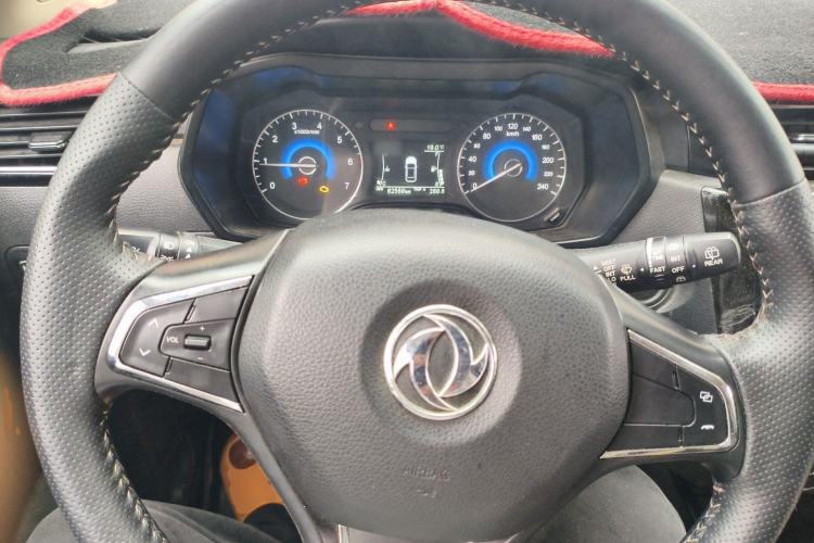 Used Dongfeng Fengon 580 2016 1.8L Manual Comfort Model Steering Wheel