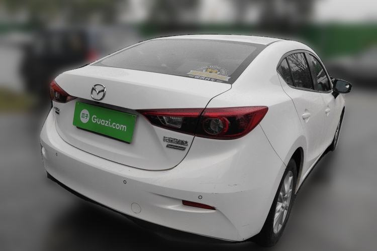 Used Mazda 3 Axela 2019 Cloud-Controlled Sedan 1.5L Automatic Luxury Model China VI Standard
