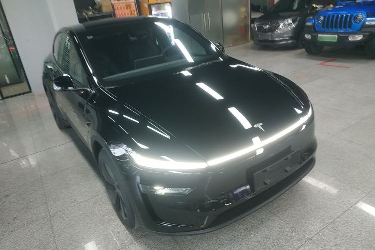 Used Tesla Model Y 2026 Rear-Drive Model