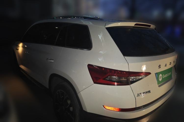 Used Skoda Kodiaq 2019 Facelifted TSI330 7-Seater Two-Wheel-Drive Luxury Enjoyment Edition China VI Standard
