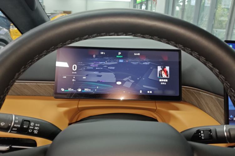 Used Wey Gaoshan 2025 Four-Wheel Drive Alpine 9 Instrument Cluster