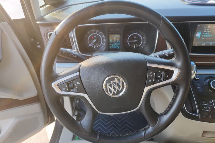 Used Buick GL8 2017 25S Luxury Version China V Standard

