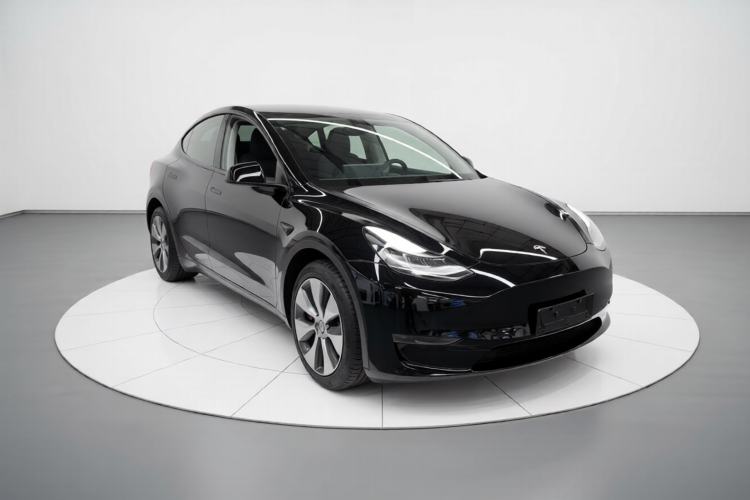 Used Tesla Model Y 2023 Long-Range All-Wheel-Drive Version Exterior 1
