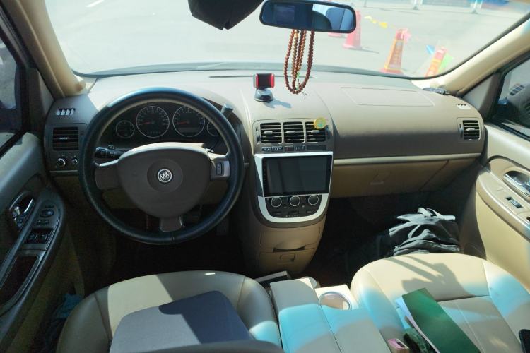 Used Buick GL8 2014 2.4L Classic Edition Center Console