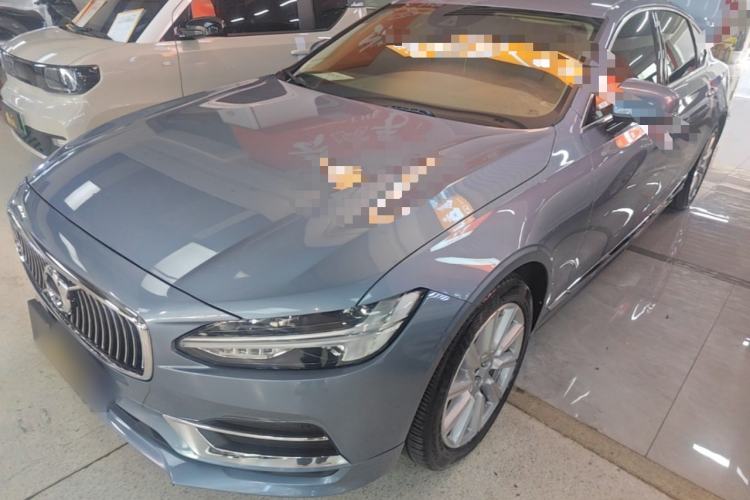 Używany Volvo S90 2020 T5 Zhiyi Luxury Edition