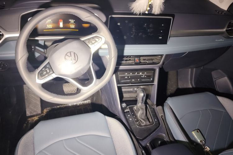 Used Volkswagen Tharu 2023 300TSI Two-Wheel-Drive Moonlight Edition
