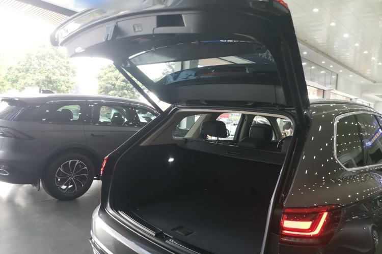 Used Volkswagen Touareg 2020 2.0 TSI RuiShang Edition China VI Standard