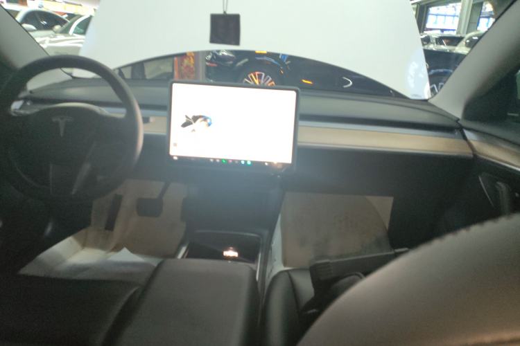 Used Tesla Model 3 2022 Rear-Wheel-Drive Version Center Console