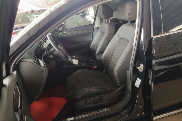 Used Volkswagen Magotan 2020 330TSI DSG Leading Model
