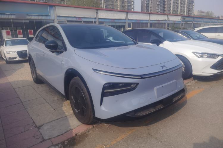 Used XPeng G7 2025 Model—602 Long Range Max Front Right 45 Deg