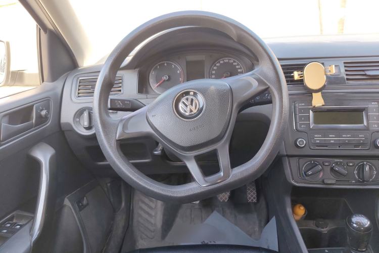 Used Volkswagen Santana 2018 1.5L Manual Fashion Edition Steering Wheel