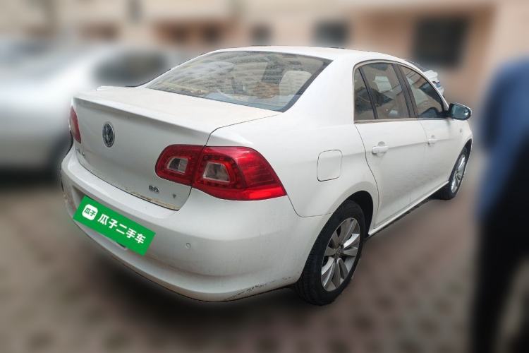 Used Volkswagen Bora 2011 1.4T Automatic Comfort Model Rear Right 45 Deg