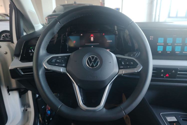 Used Volkswagen Golf 2023 Facelift 280TSI DSG Pro
