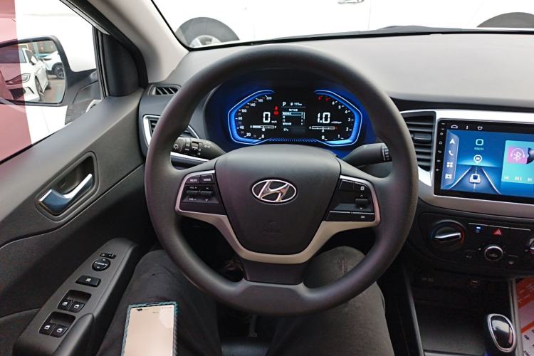 Used Hyundai Verna (new generation) 2020 1.4L CVT GLS Cool Edition Steering Wheel