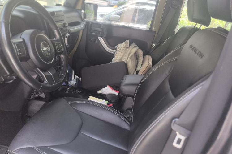 Used Jeep Wrangler 2013 3.6L Rubicon two-door version