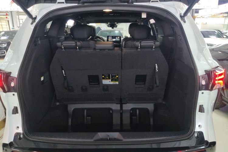 Used Toyota Sienna 2024 2.5L Hybrid Four-Wheel Drive Prestige Edition
