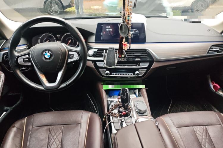 Used BMW 5 Series New Energy 2018 530Le Luxury Package Center Console