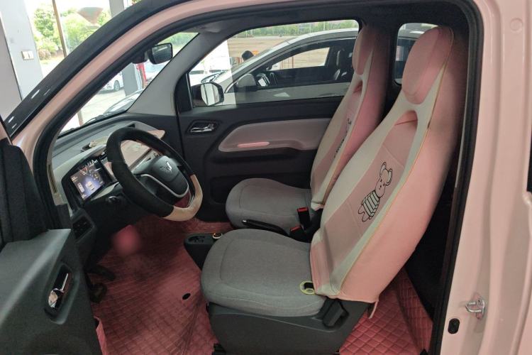 Used Wuling Hongguang MINIEV 2022 Macaron Premium Model – Lithium Iron Phosphate Left Front Seat