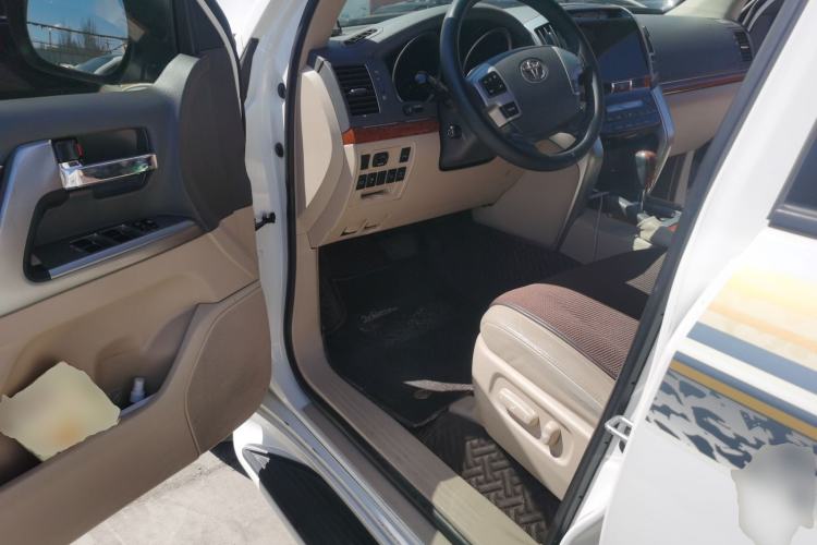 Used Toyota Land Cruiser 2012 4.6L Automatic VX Driver Seat