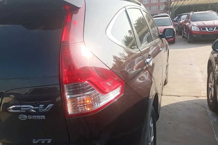 Used Honda CR-V 2013 2.4L two-wheel drive luxury version