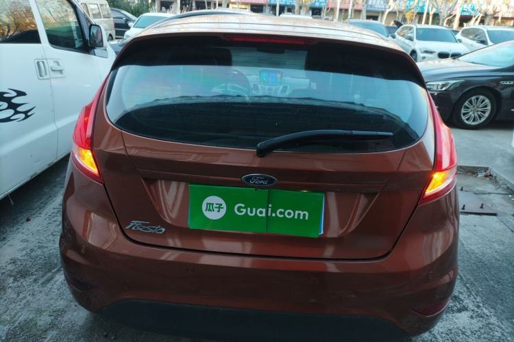 Used Ford Fiesta 2013 Hatchback 1.5L Automatic Fashion Edition
