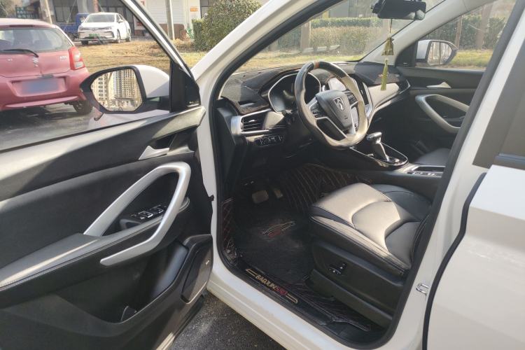 Used Baojun 530 2020 1.5T CVT Prestige Connected Version 7 Seats