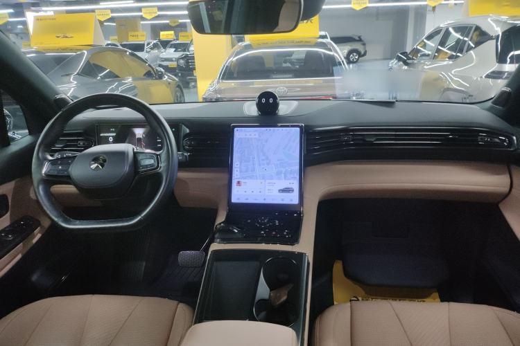 Used Nio ES8 2020 415 km Range 7-Seater Version Center Console
