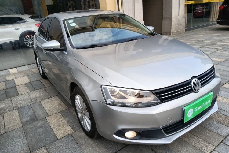 Used Volkswagen Sagitar 2014 Revised Version 1.6L Automatic Comfort Edition Front Right 45 Deg