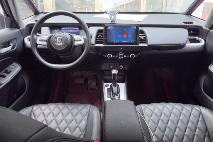 Used Honda Fit 2021 1.5L CVT Trend Edition Center Console