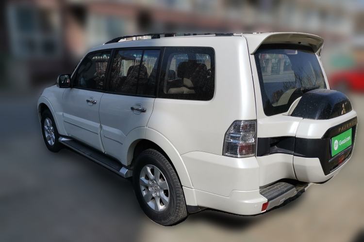 Used Mitsubishi Pajero 2018 V93 3.0L 5-Door GLS Genuine Leather Version – Middle East