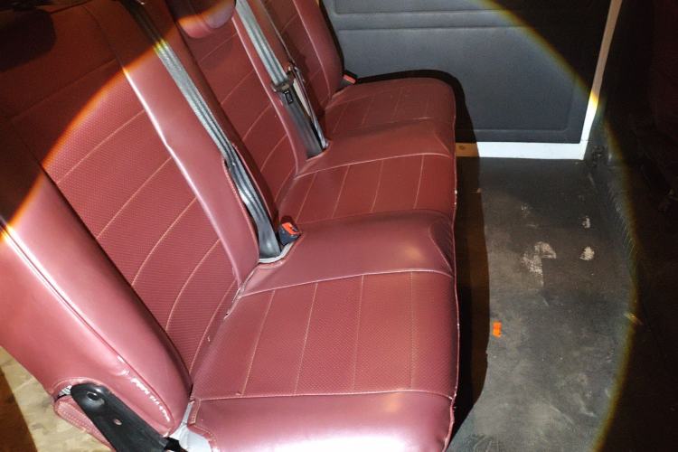 Used Ford Transit 2017 2.0T Diesel Multi-Function Commercial Vehicle Mid-Drive Mid-Roof China V Standard Left Rear Seat