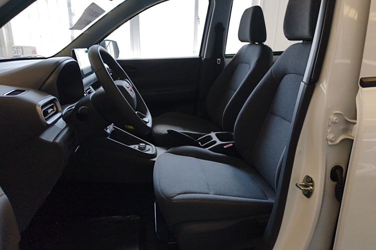 Used Wuling Hongguang New Energy 2024 All-Electric Model 300KM Standard Version