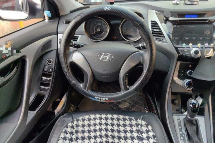 Used Hyundai Elantra (5th Generation / Langdong) 2015 1.6L Automatic Fashion Model
