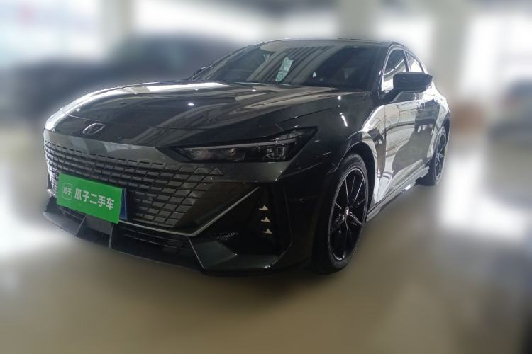 Used Changan UNI-V 2023 1.5T Prestige Model