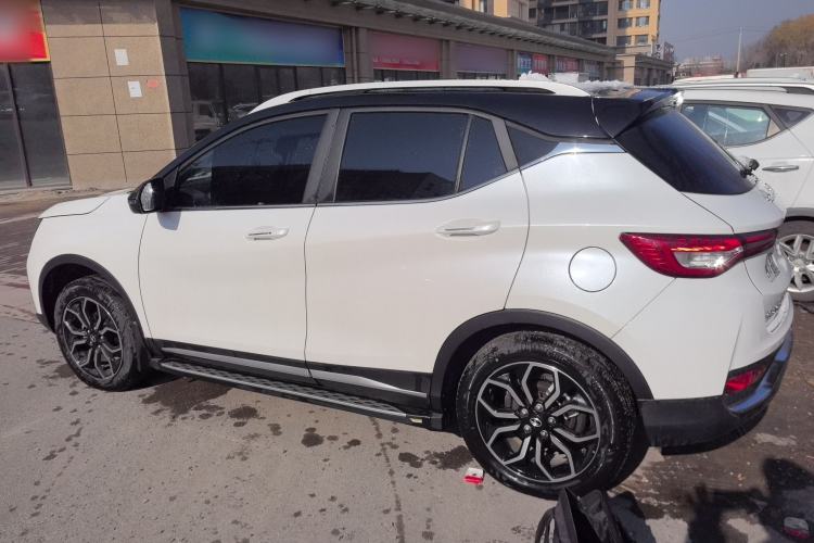 Used Soueast DX5 2021 1.5L Manual Deluxe Upgrade Version
