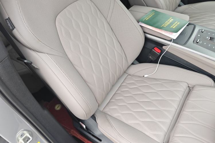 Used BYD Tang New Energy 2025 DM-i 115KM Cloud Ride Flagship Model