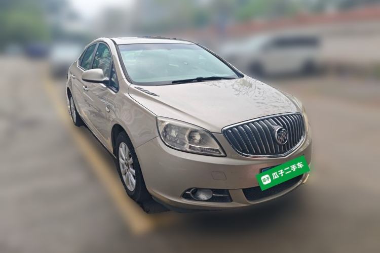 Used Buick GT 2013 GT 1.6L Automatic Fashion Edition Front Right 45 Deg