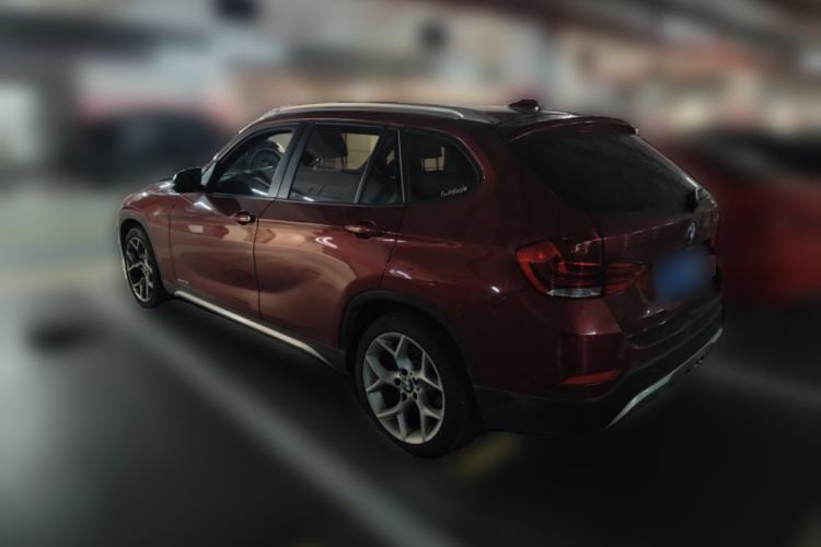 Used BMW X1 2015 sDrive18i Leading Edition
