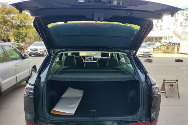 Used Volkswagen Tavendor 2023 380TSI Four-Wheel Drive R-Line Cruise Edition